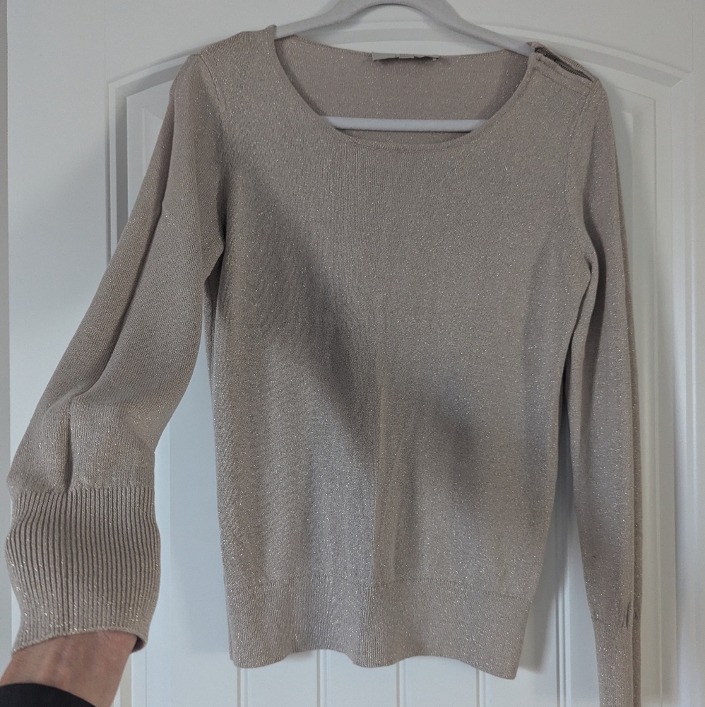 Knit beige and gold long sleeve top